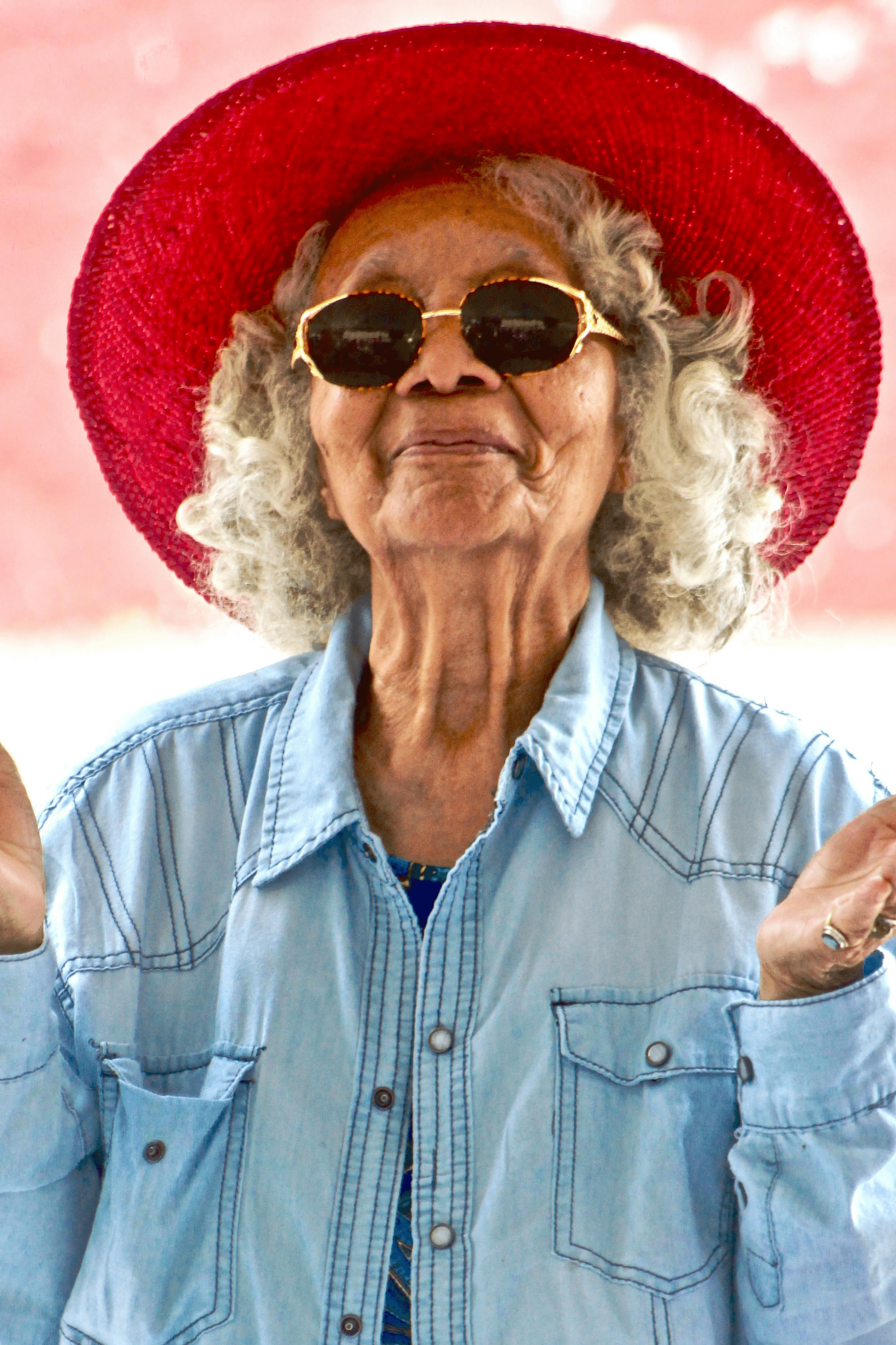 🏡 Vieillir chez soi : pourquoi c’est un besoin profond, pas un privilège - Sérénivie Box